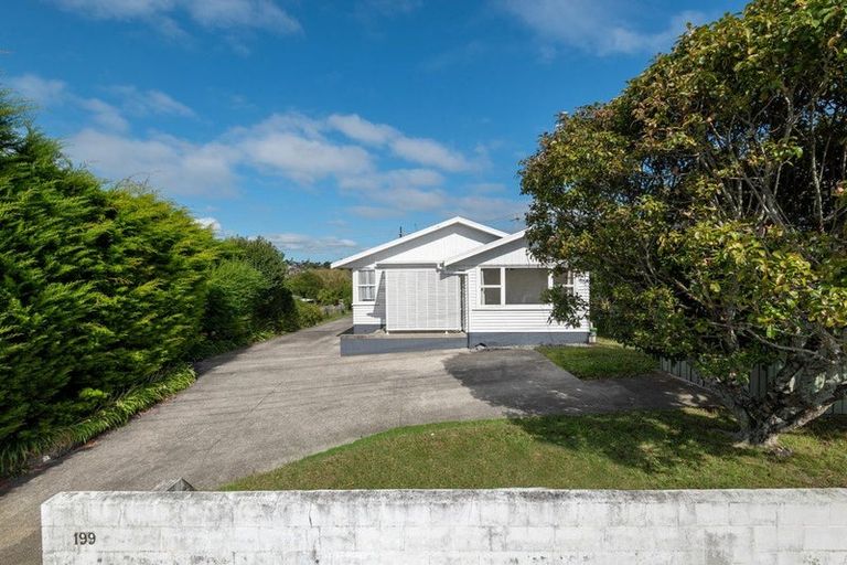 Photo of property in 199 Chivalry Road, Glenfield, Auckland, 0629