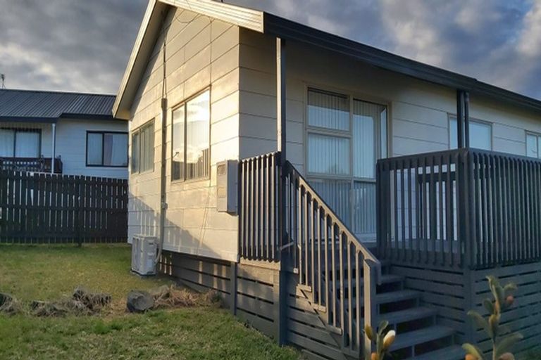 Photo of property in 7 Foxlaw Street, Randwick Park, Auckland, 2105