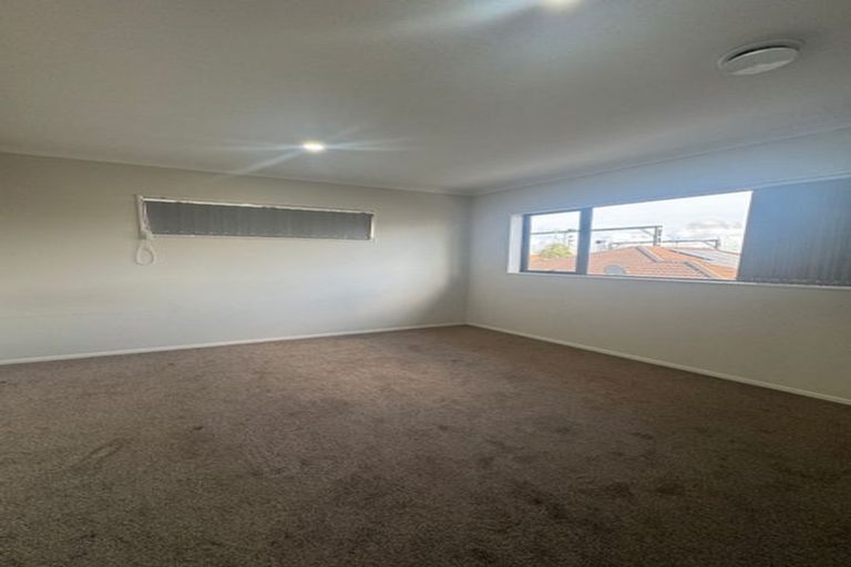 Photo of property in 58b Cambridge Terrace, Papatoetoe, Auckland, 2025