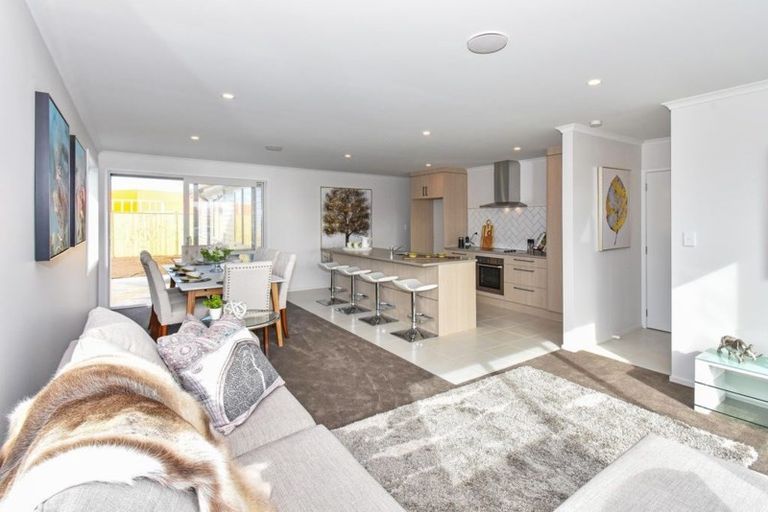 Photo of property in 24 Kapia Drive, Takanini, 2112