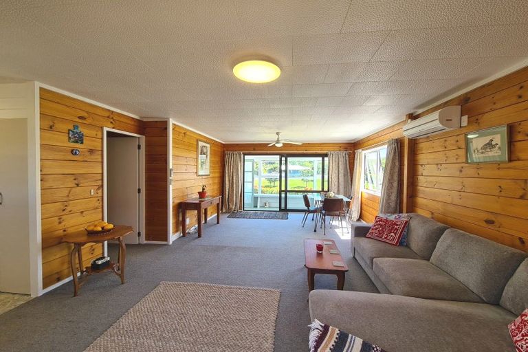 Photo of property in 70 Edward Street, Coromandel, 3506