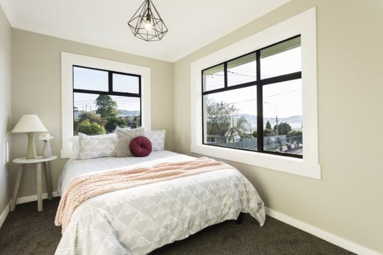 Photo of property in 30 Middleton Road, Kew, Dunedin, 9012