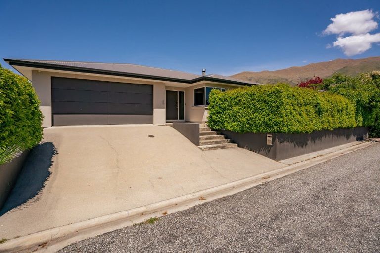 Photo of property in 12 Jessies Crescent, Wanaka, 9305