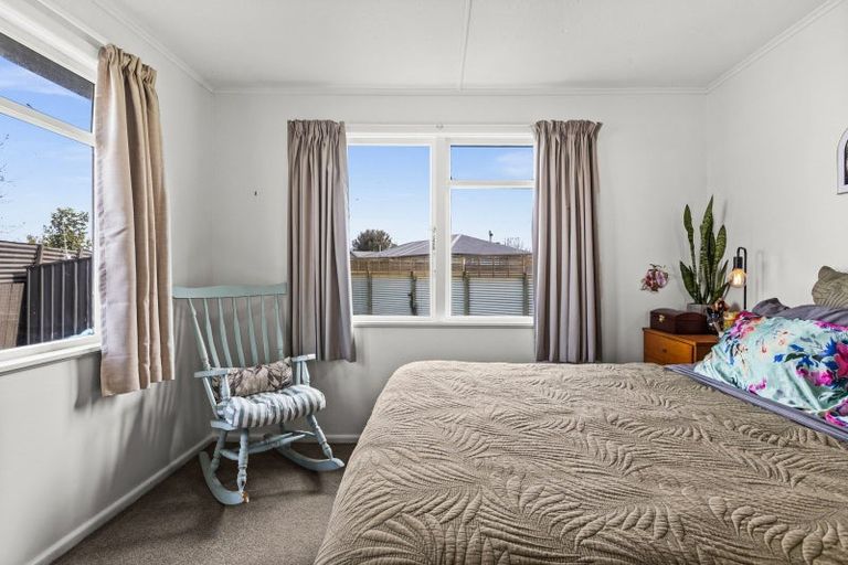 Photo of property in 12 Fleming Crescent, Maraenui, Napier, 4110