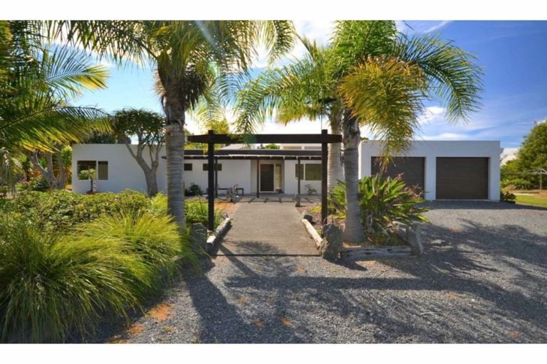 Photo of property in 211 Rangitane Road, Kerikeri, 0294