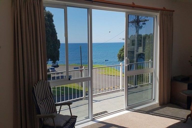 Photo of property in 2 Hobson Street, New Plymouth, 4312