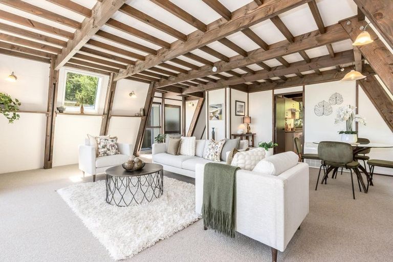 Photo of property in 15 Leeward Drive, Whitby, Porirua, 5024