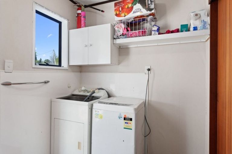 Photo of property in 15 Kauri Street, Edgecumbe, 3120