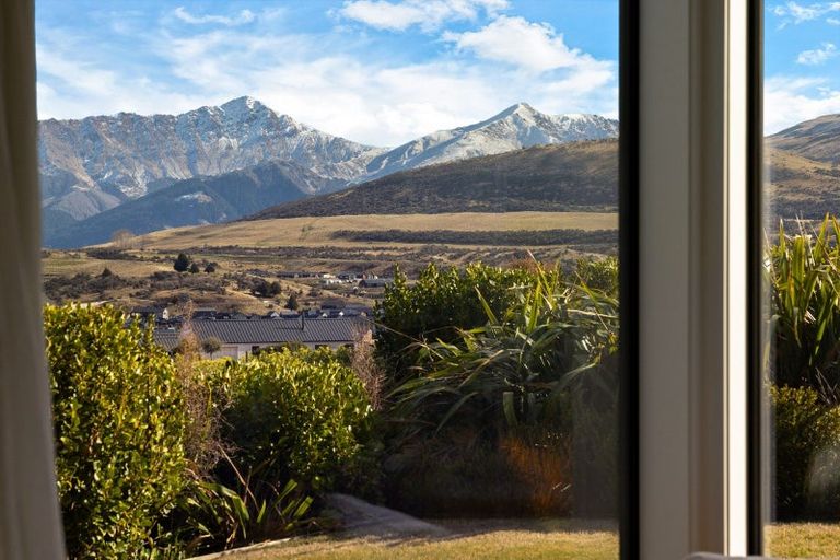 Photo of property in 1 Wanderer Lane, Jacks Point, Queenstown, 9371