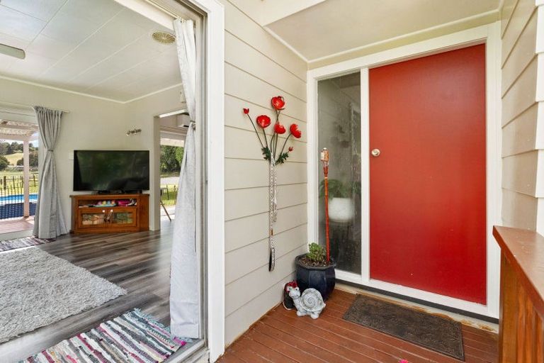 Photo of property in 16 Kokopu Block Road, Maungatapere, Whangarei, 0179