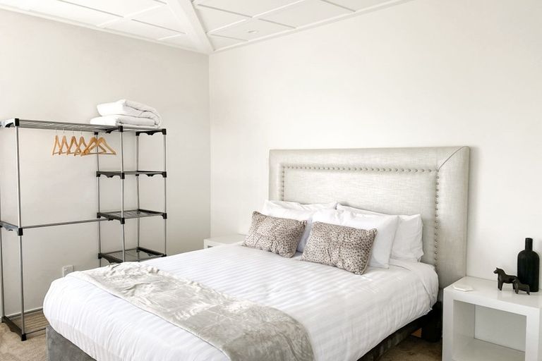 Photo of property in 22a Glendevere Terrace, Redcliffs, Christchurch, 8081