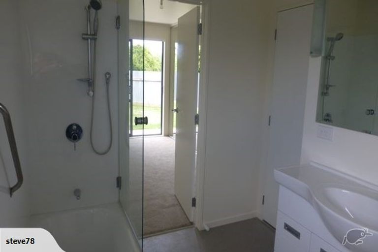 Photo of property in 126 Oxford Street, Lansdowne, Masterton, 5810