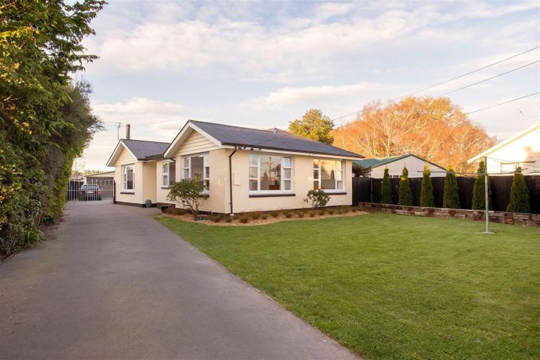 Photo of property in 14 Englefield Road, Belfast, Christchurch, 8051