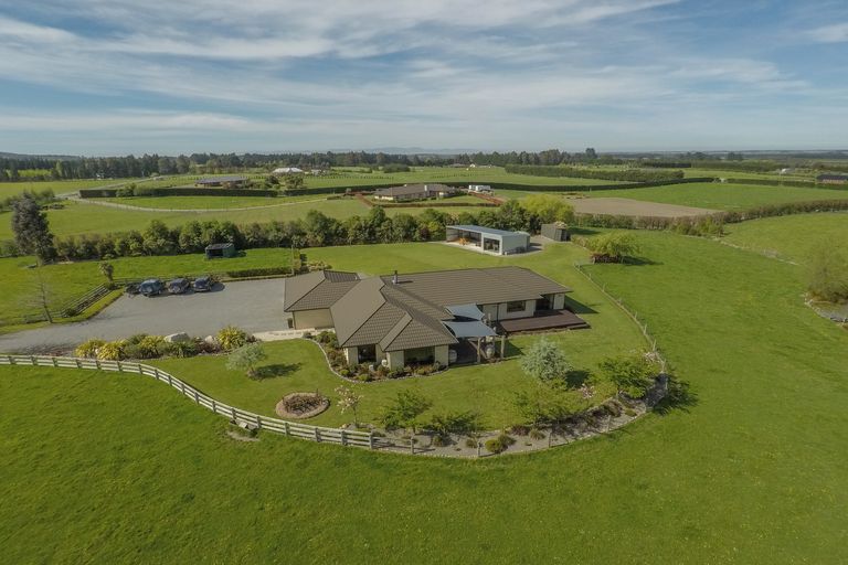 Photo of property in 797 Loburn Whiterock Road, Loburn, Rangiora, 7472