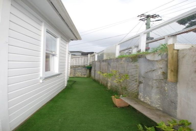 Photo of property in 11 Asquith Terrace, Brooklyn, Wellington, 6021