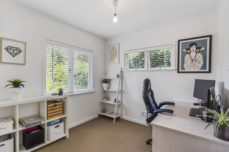 Photo of property in 3 Bevyn Street, Castor Bay, Auckland, 0620