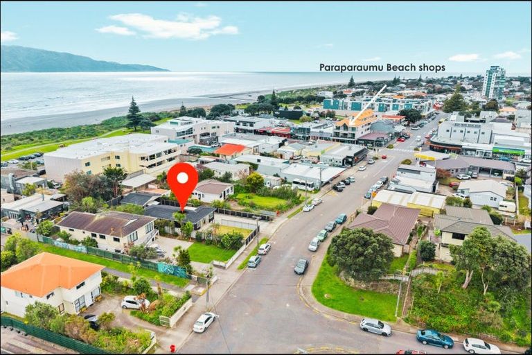 Photo of property in 50 Seaview Road, Paraparaumu Beach, Paraparaumu, 5032