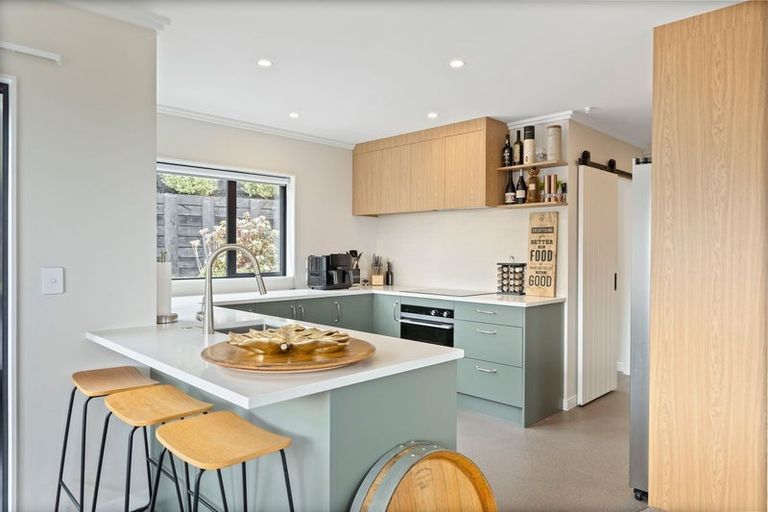 Photo of property in 11 Wilson Way, Waikanae, 5036