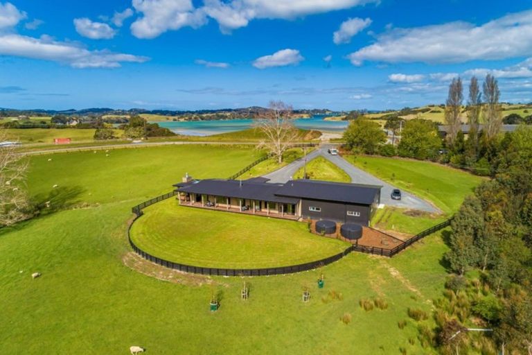 Photo of property in 331 Pukapuka Road, Pohuehue, Warkworth, 0983