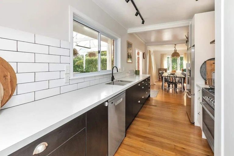 Photo of property in 15 Radcliffe Street, Kensington, Whangarei, 0112