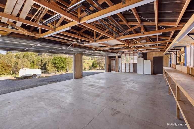 Photo of property in 690 Haruru Road, Kaukapakapa, 0873
