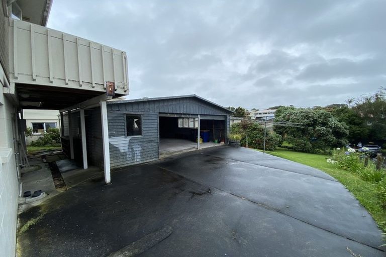 Photo of property in 17 Alamein Avenue, Belmont, Auckland, 0622