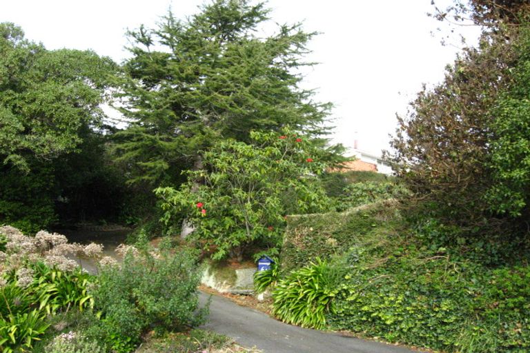 Photo of property in 64 Marion Street, Macandrew Bay, Dunedin, 9014