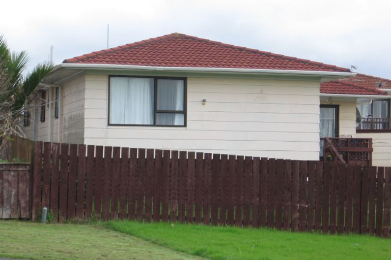 Photo of property in 1/27a Trevor Hosken Drive, Wiri, Auckland, 2104