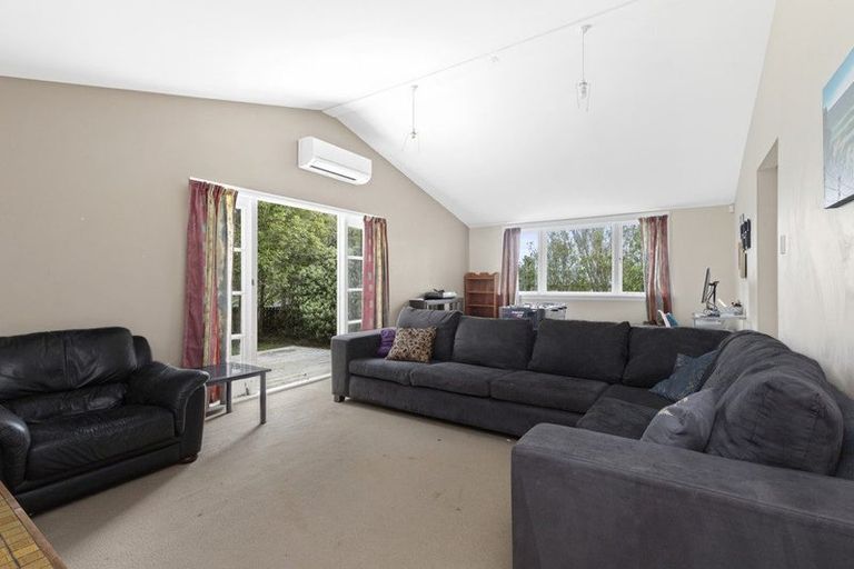 Photo of property in 28 Totara Street, Waiuku, 2123
