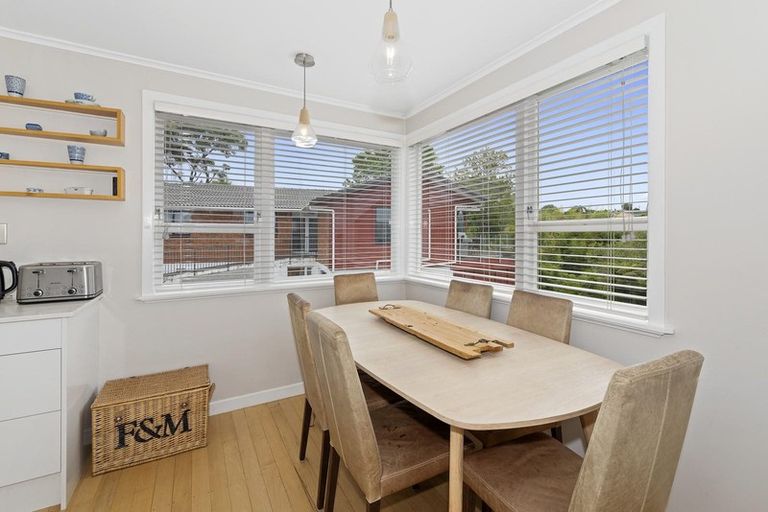 Photo of property in 90 Tiroroa Avenue, Te Atatu South, Auckland, 0610