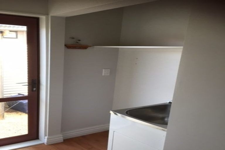 Photo of property in 14 Cross Street, Coalgate, 7673