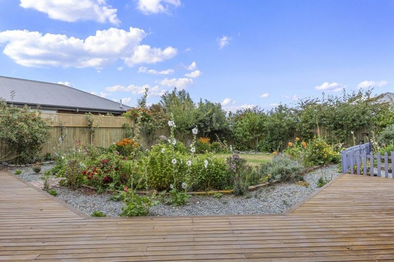 Photo of property in 6 Lancewood Way, Rangiora, 7400