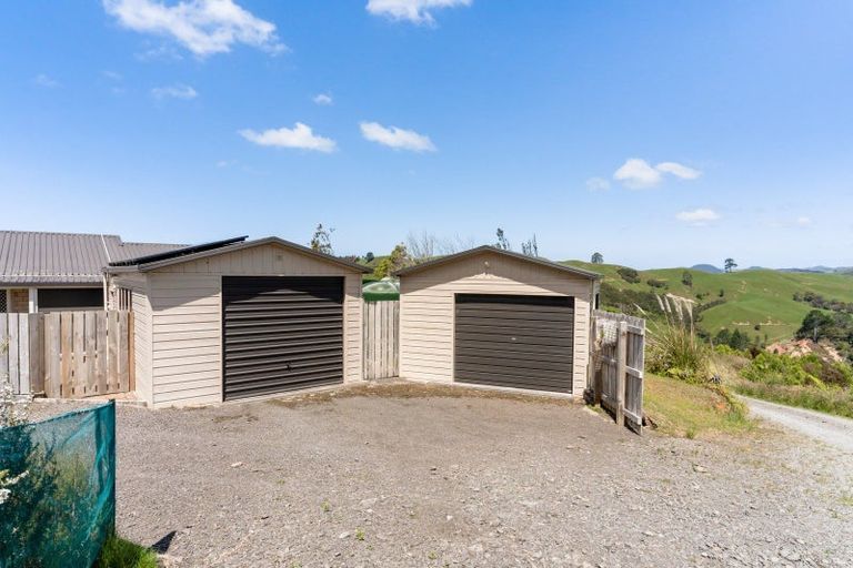 Photo of property in 210 Wentworth Valley Road, Whangamata, 3691