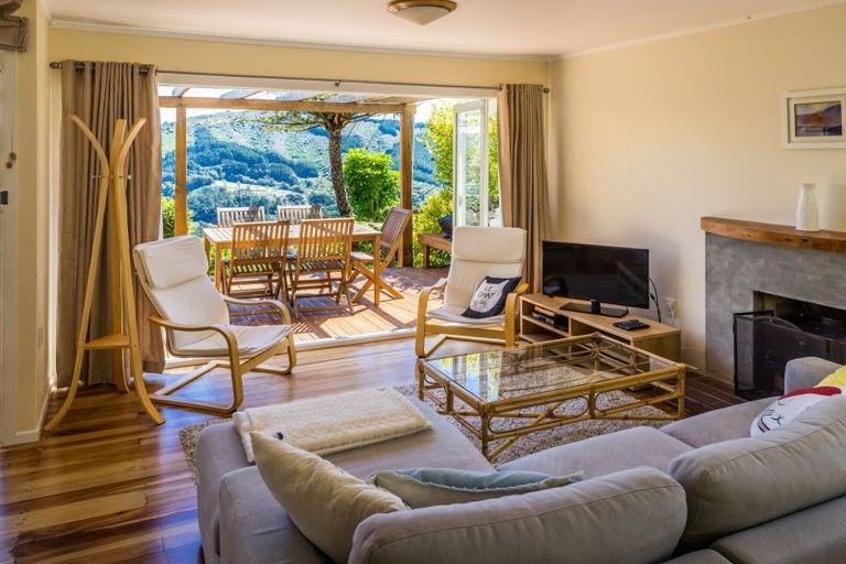 Photo of property in 21 Bedford Street, Northland, Wellington, 6012