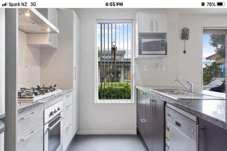 Photo of property in 17 Arion Road, Takanini, 2112