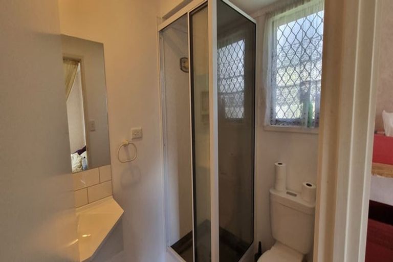 Photo of property in 6 Headcorn Place, Botany Downs, Auckland, 2010