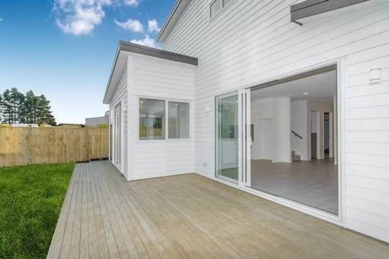 Photo of property in 20 Pinefield Road, Whenuapai, Auckland, 0618