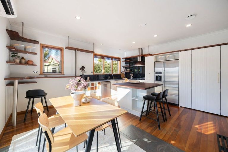 Photo of property in 37 Bettina Road, Fairfield, Hamilton, 3214