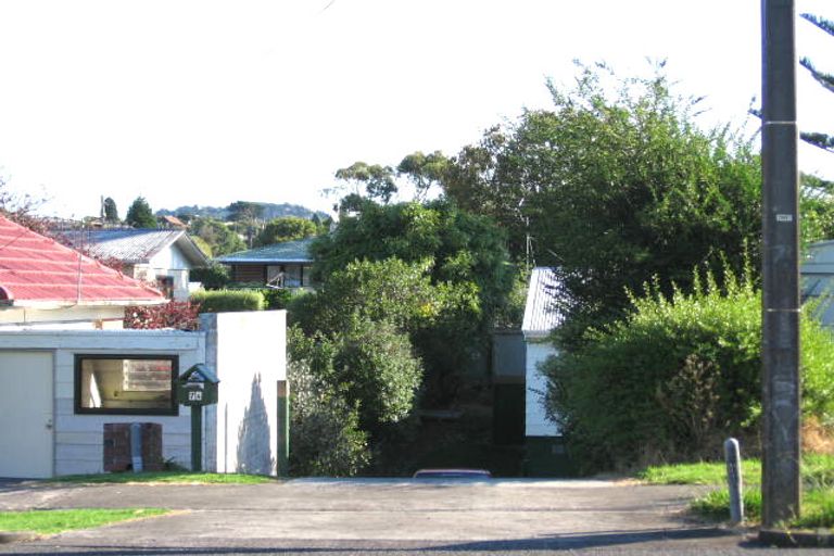 Photo of property in 7 Craigbank Avenue, New Lynn, Auckland, 0600