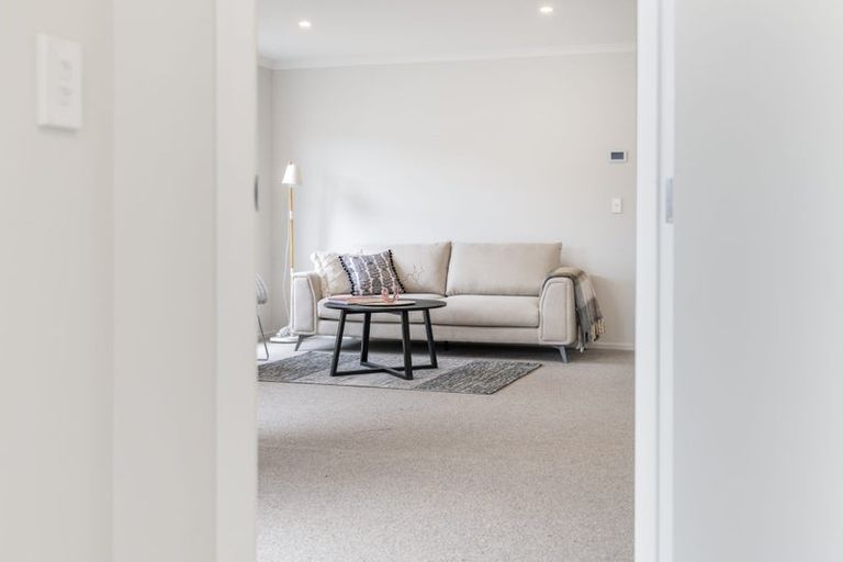 Photo of property in 27 Farnworth Terrace, Churton Park, Wellington, 6037