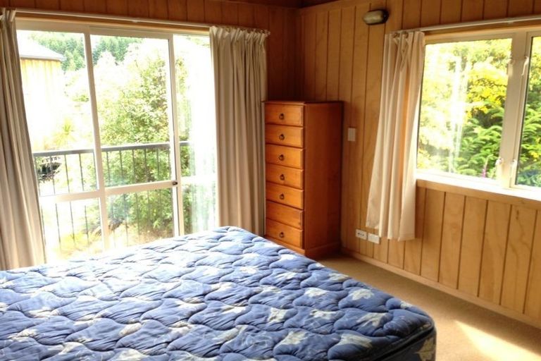 Photo of property in 11b Mckerrow Place, Sunshine Bay, Queenstown, 9300