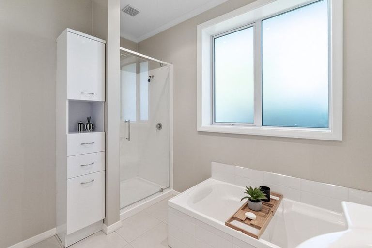 Photo of property in 103 Larnach Road, Vauxhall, Dunedin, 9013