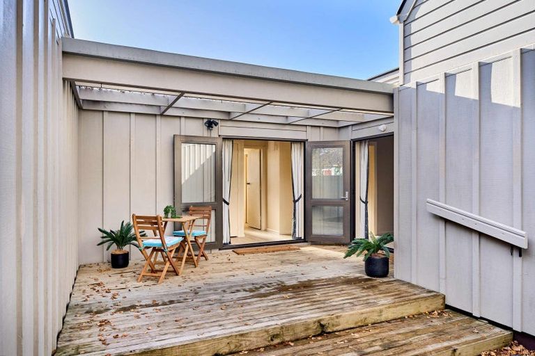 Photo of property in 274a Oxford Terrace, Avalon, Lower Hutt, 5011