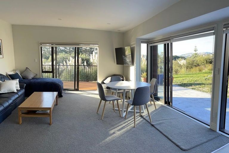 Photo of property in 8 Papakowhai Road, Papakowhai, Porirua, 5024