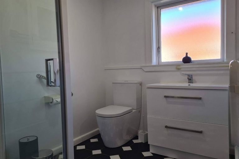 Photo of property in 85 Withells Road, Avonhead, Christchurch, 8042