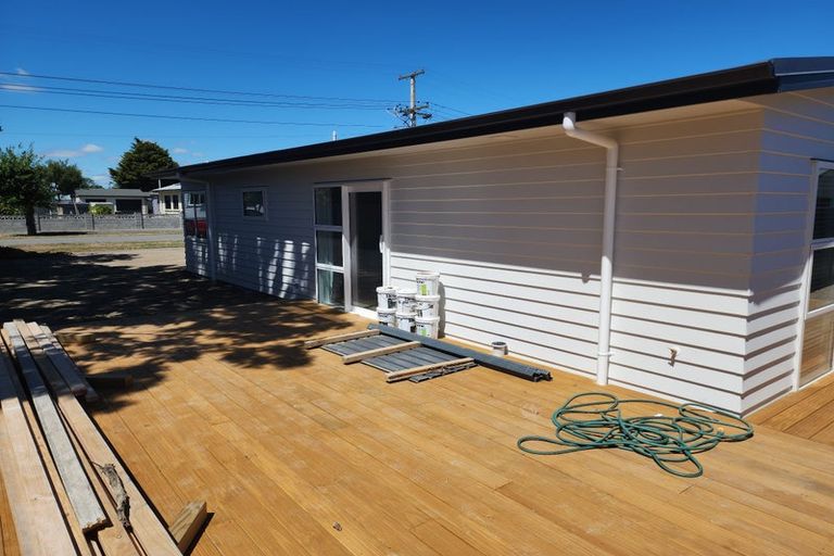 Photo of property in 14a Garrison Street, Carterton, 5713