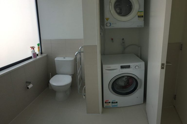 Photo of property in Scene Two Apartments, 805/18 Beach Road, Auckland Central, Auckland, 1010