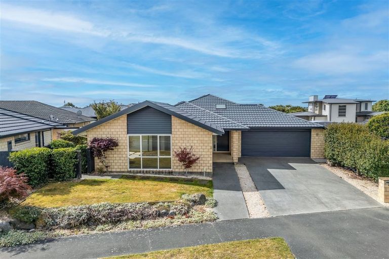 Photo of property in 47 Mariposa Crescent, Aidanfield, Christchurch, 8025