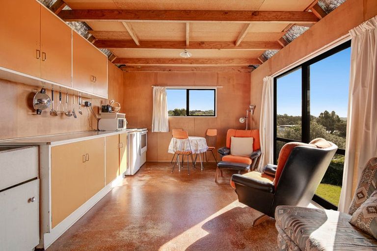 Photo of property in 10 Gerontius Lane, Snells Beach, 0920