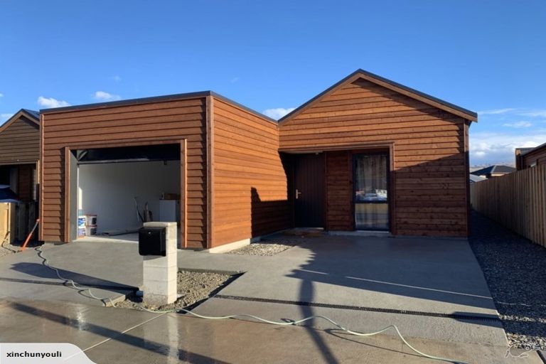 Photo of property in 6 Bellamore Street, Lake Hayes, Queenstown, 9304